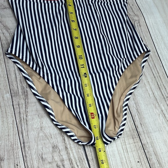 J Crew Size Medium Red White & Blue Striped Cut‎ Out Swimsuit Bathing Suit - Picture 7 of 7